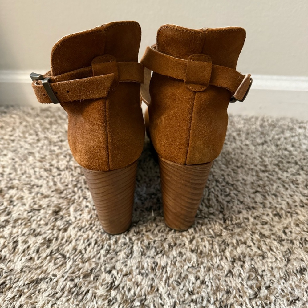 Free People Suede Tan Women's Ankle Clogs - Picture 5 of 6